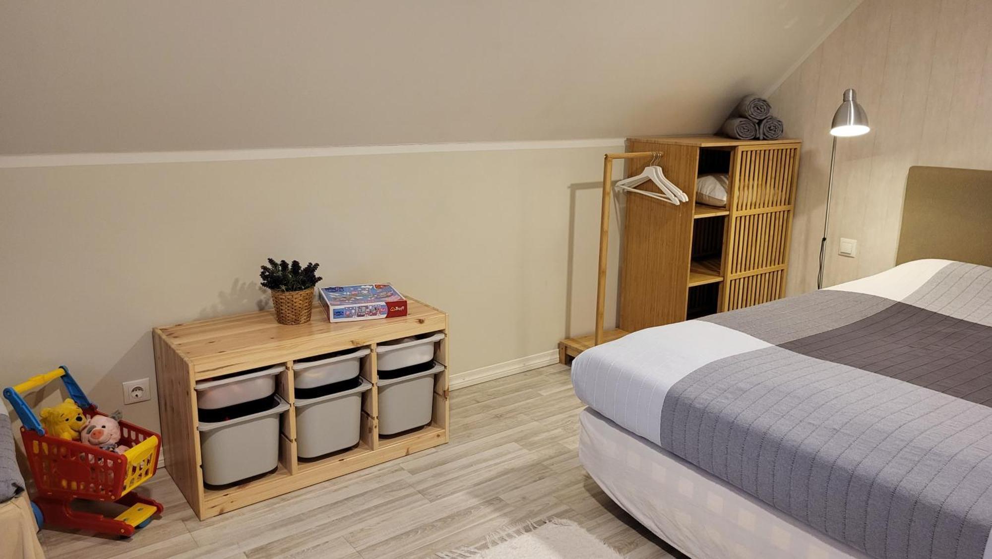 Kuressaare Family And Garden Apartments Phòng bức ảnh